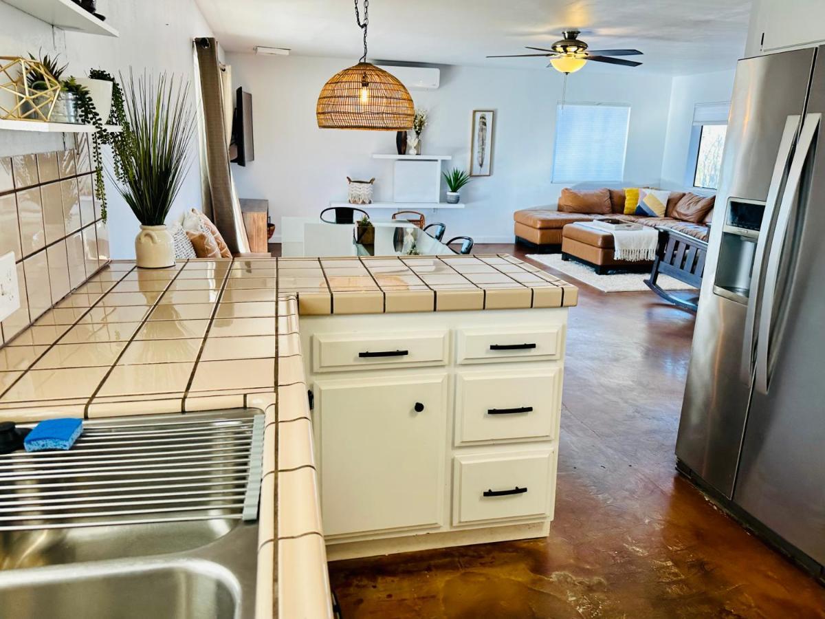 Ravens Nest Ranch, Fire Pit , Views, Near Jt Park! Villa Joshua Tree Exterior photo